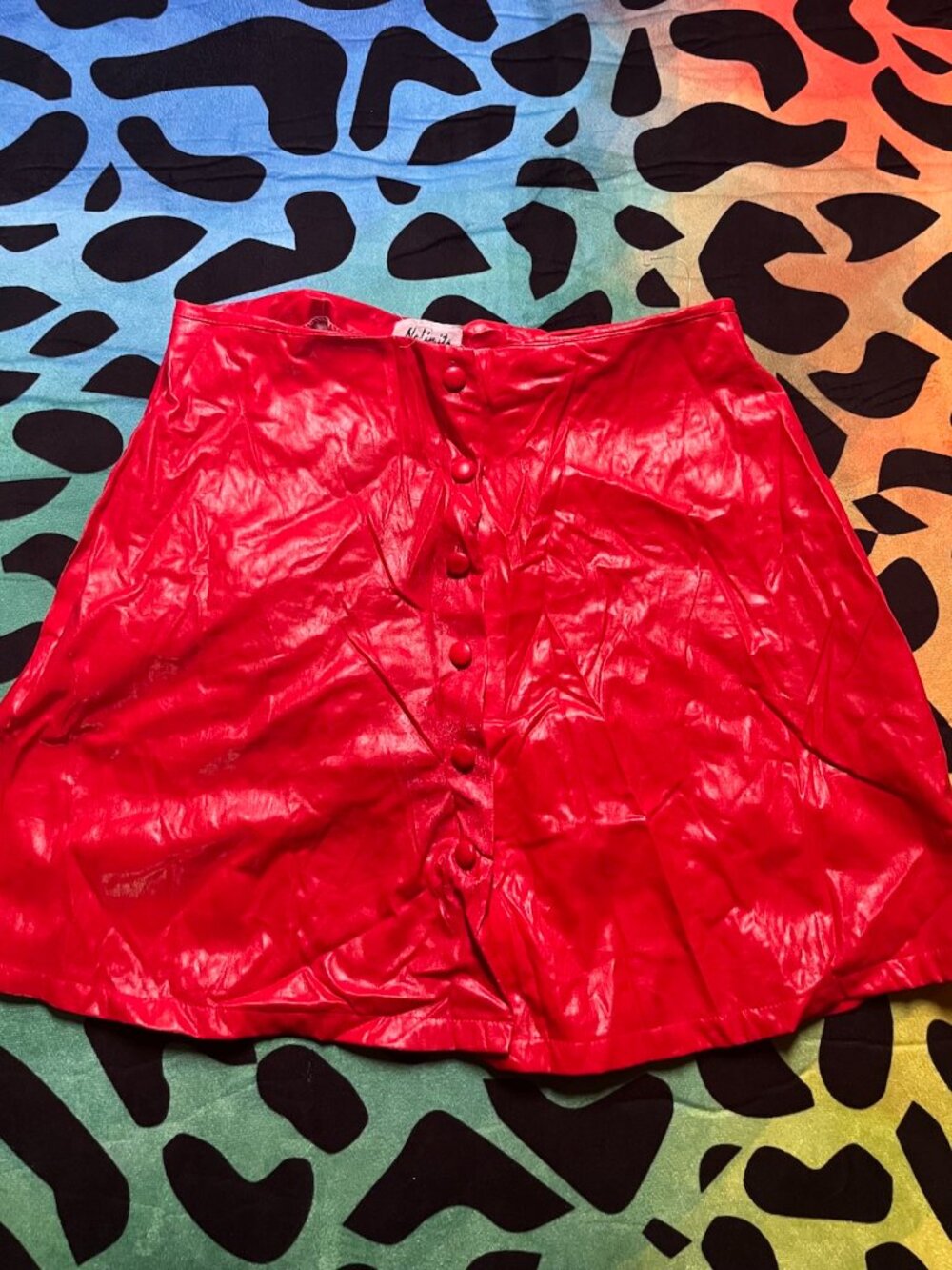 NO LIMITS NEW YORK RED BUTTON DOWN MINI SKIRT MEDIUM